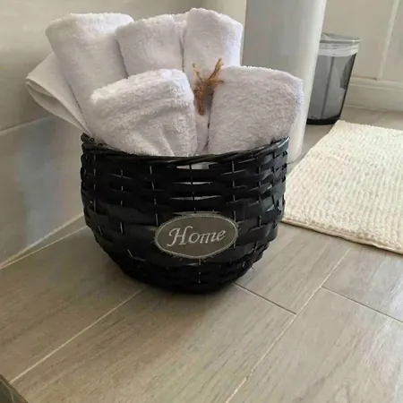Апартаменты Fefe's House