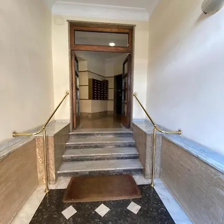 Fefe's House شقة